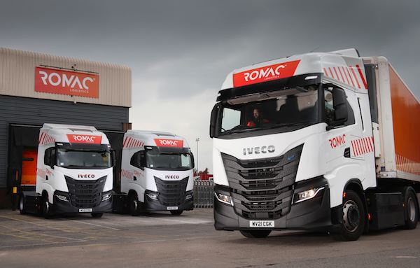10 CNG-fuelled IVECO S-WAY NP 460 for Romac Logistics