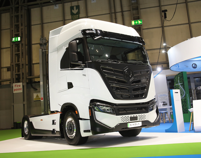IVECO Daily 7-Tonne ‘hotbox’ paves the way for Dawsongroup Sweepers