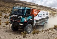 Iveco snatches lead in Dakar 2016