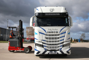 Striking new IVECO S-WAY rigid provides flexibility to JJX Logistics